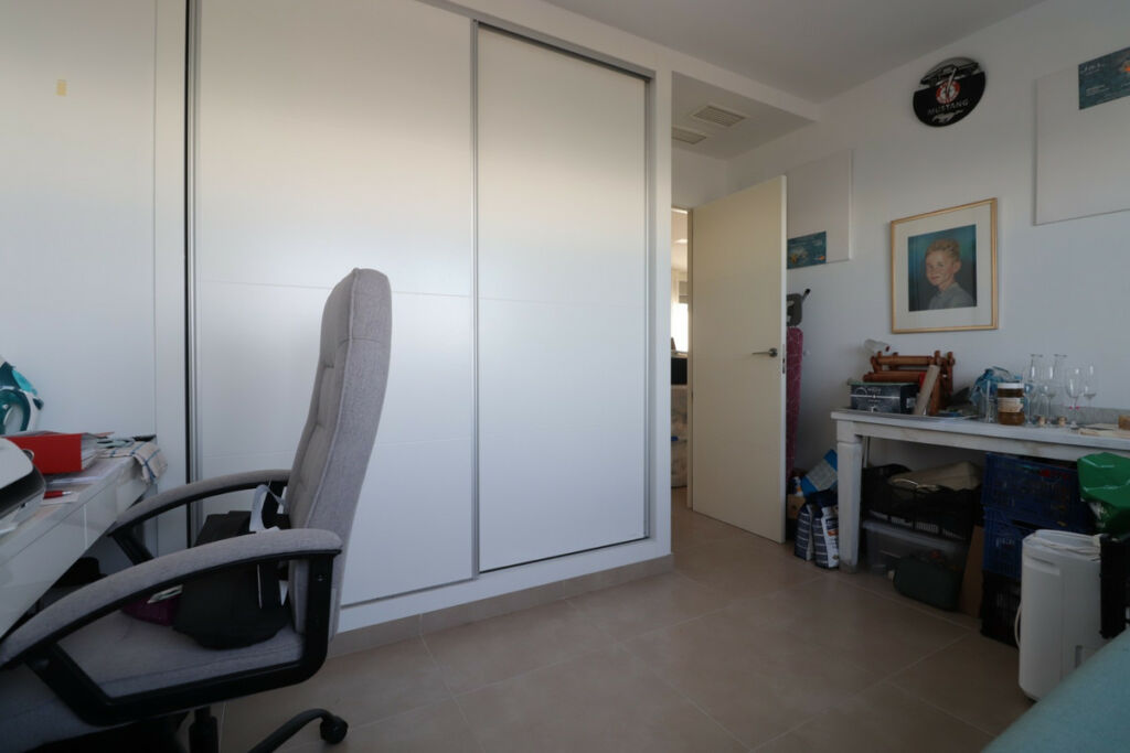 Ground Floor Apartment Los Montesinos Alicante - image 15