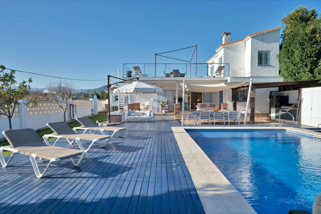 Detached Villa San Pedro de Alcántara Málaga - image 4