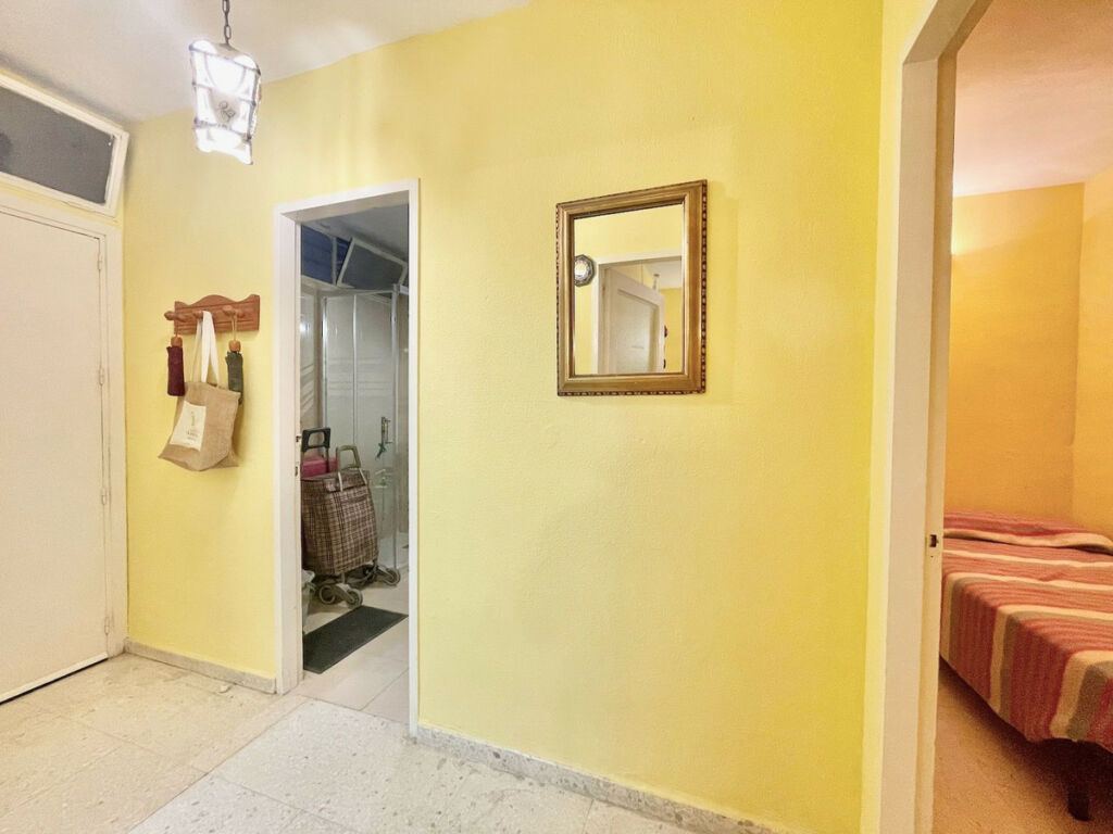 Middle Floor Apartment Fuengirola Málaga - image 15