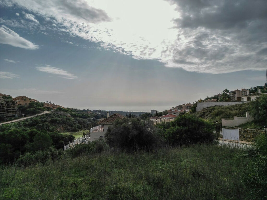 Residential Plot Elviria Málaga - image 3