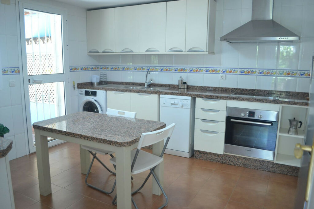 Semi-Detached House Alhaurin Golf Málaga - image 16