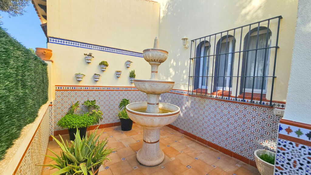 Semi-Detached House Casares Playa Málaga - image 15