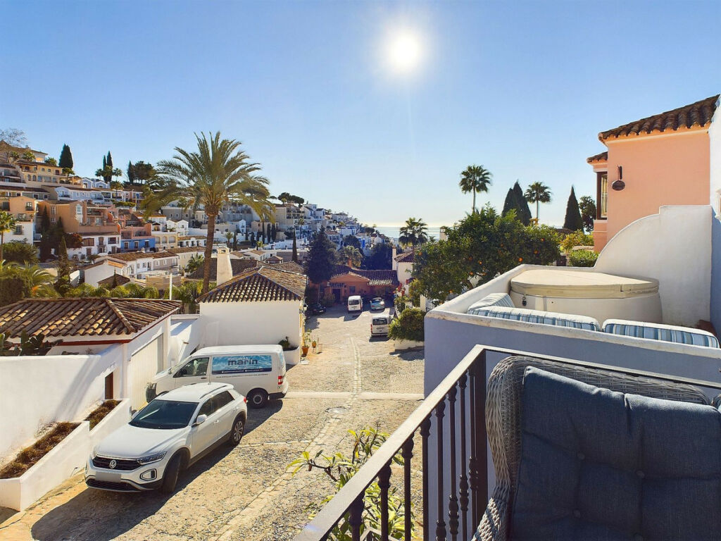 Detached Villa La Heredia Málaga - image 16