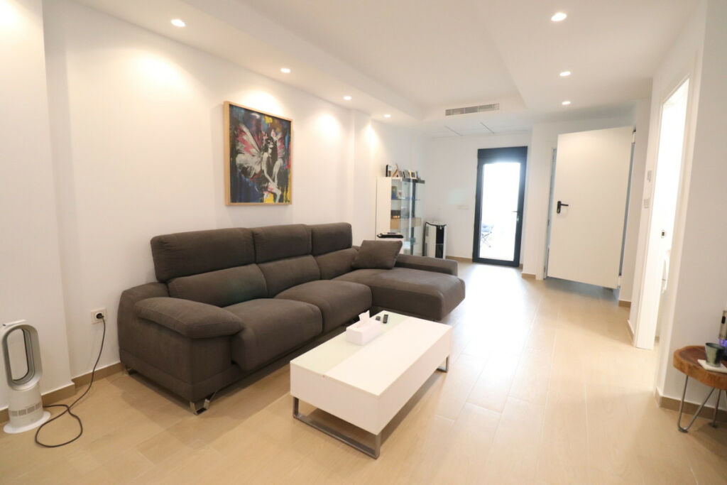 Townhouse Benijofar Alicante - image 15