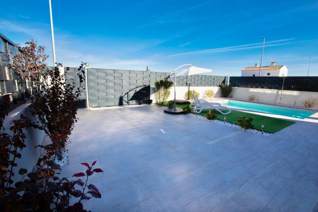 Detached Villa Aspe Alicante - image 16