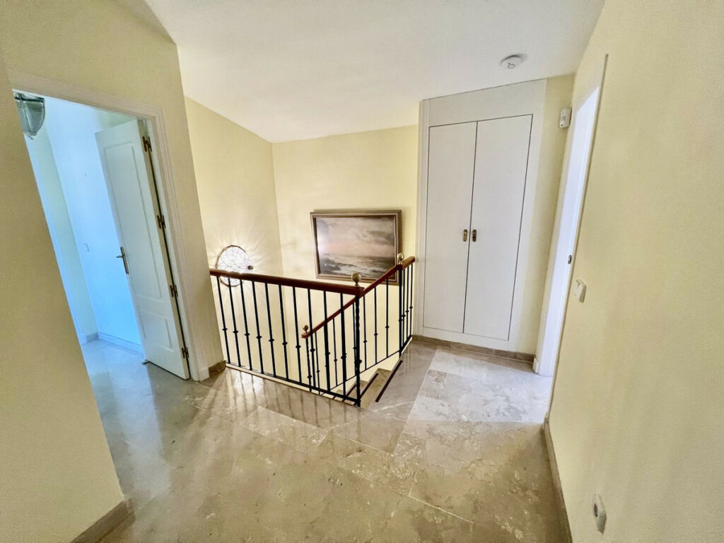 Penthouse The Golden Mile Málaga - image 16