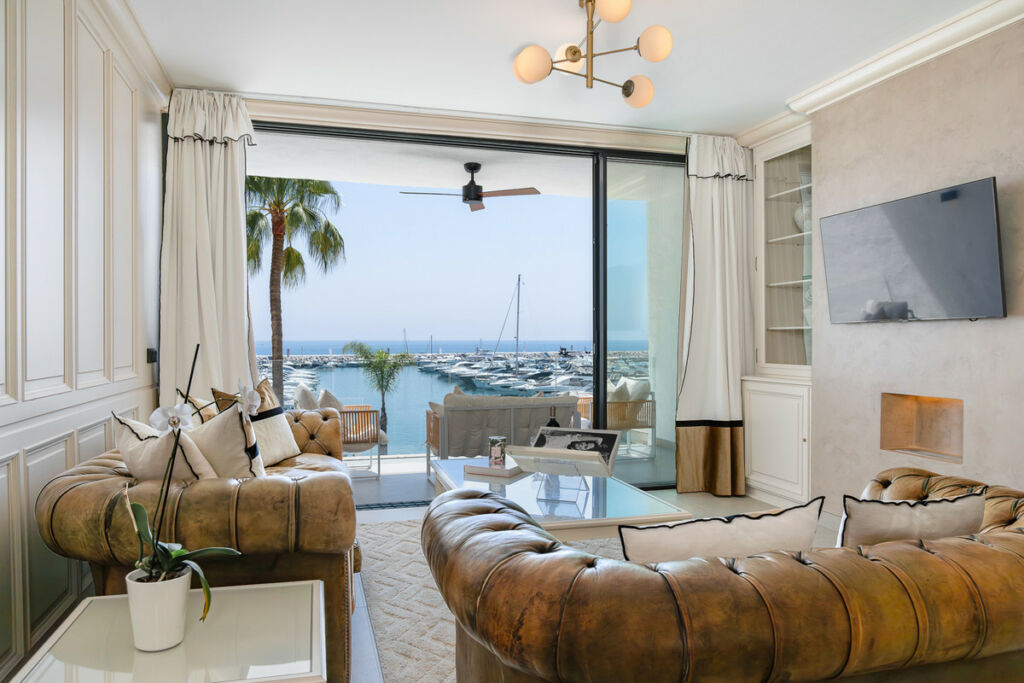 Middle Floor Apartment Puerto Banús Málaga - image 16