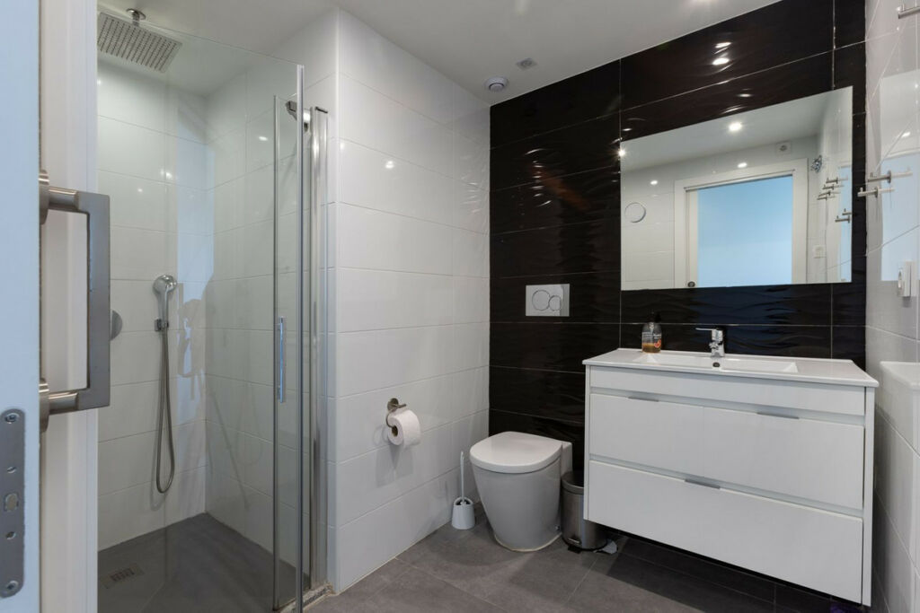 Ground Floor Apartment Aguas Nuevas Alicante - image 16