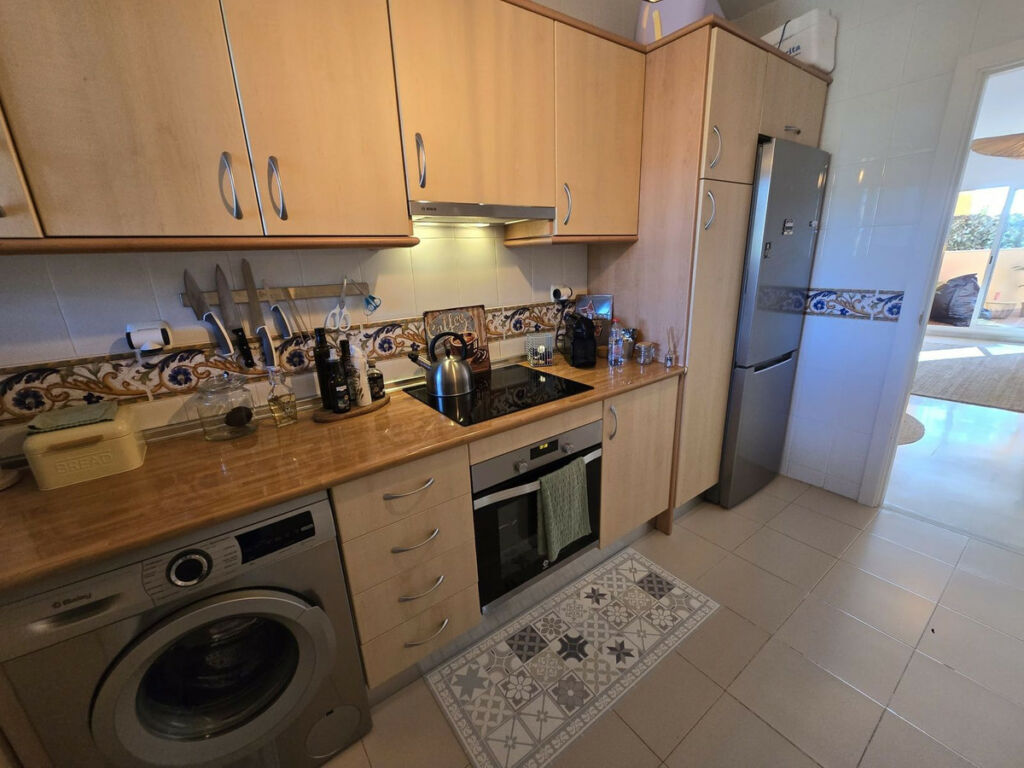 Middle Floor Apartment Reserva de Marbella Málaga - image 15