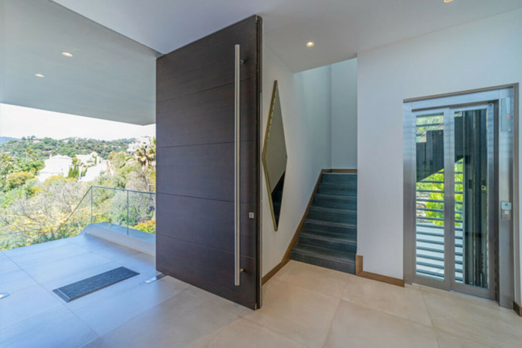Detached Villa Los Arqueros Málaga - image 18