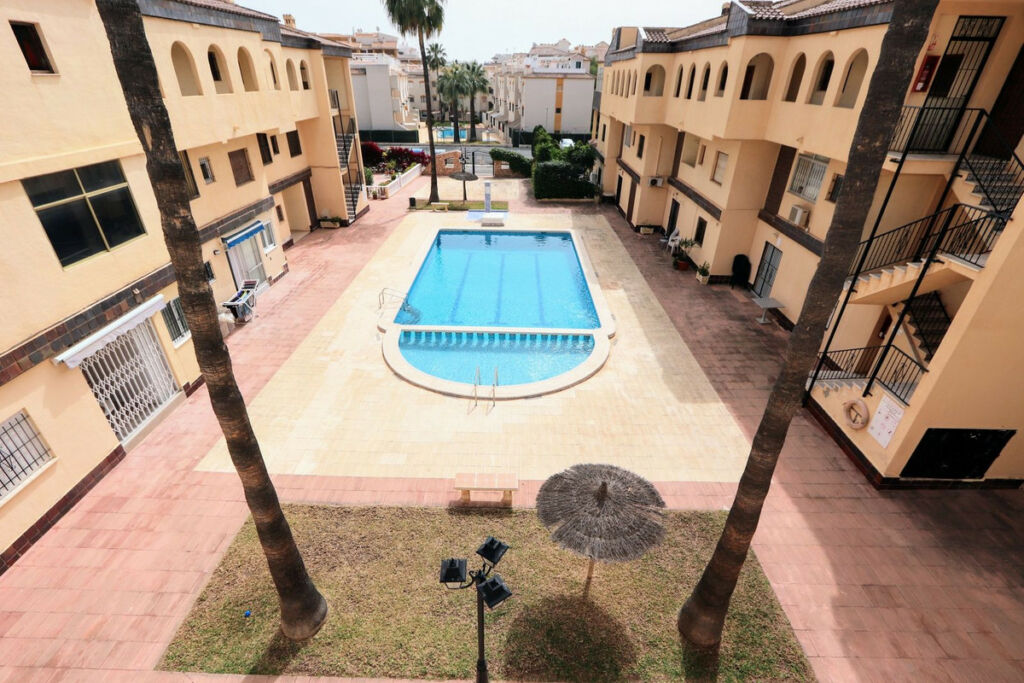 Top Floor Apartment Punta Prima Alicante - image 18