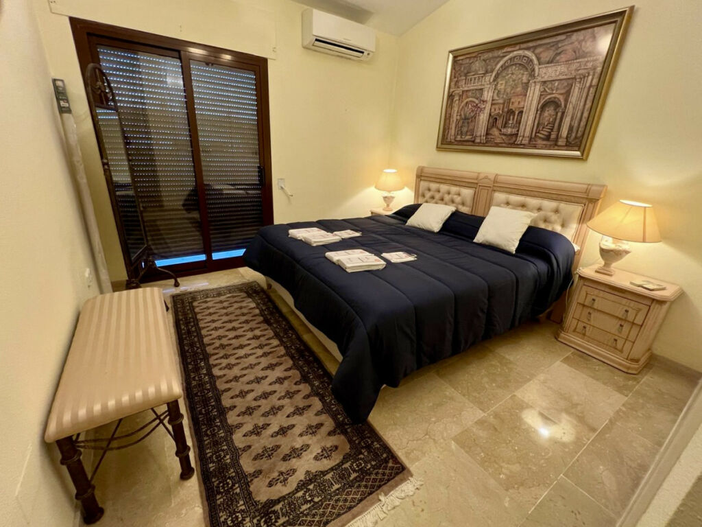 Penthouse The Golden Mile Málaga - image 17