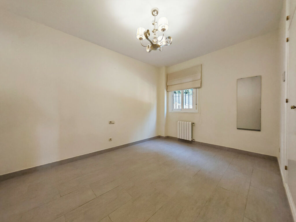 Detached Villa Sotogrande Alto Cádiz - image 17