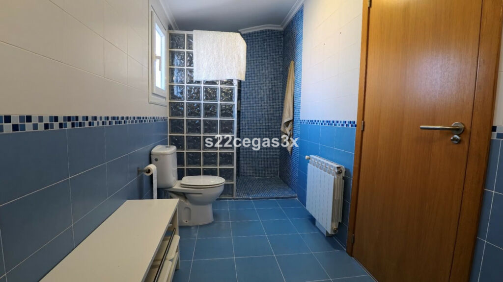 Penthouse Elda Alicante - image 17
