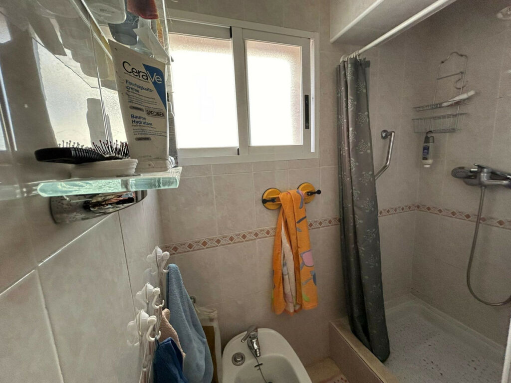 Middle Floor Apartment Benidorm Alicante - image 18