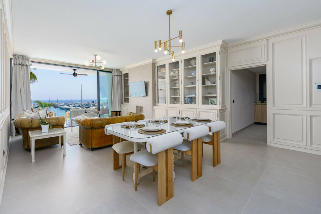 Middle Floor Apartment Puerto Banús Málaga - image 17