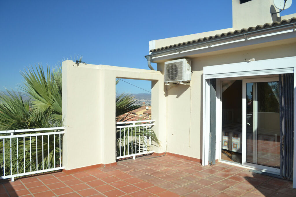 Detached Villa Alhaurín de la Torre Málaga - image 17
