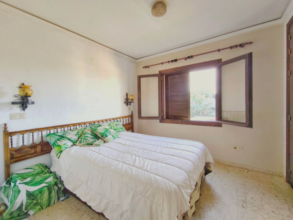 Detached Villa Denia Alicante - image 17