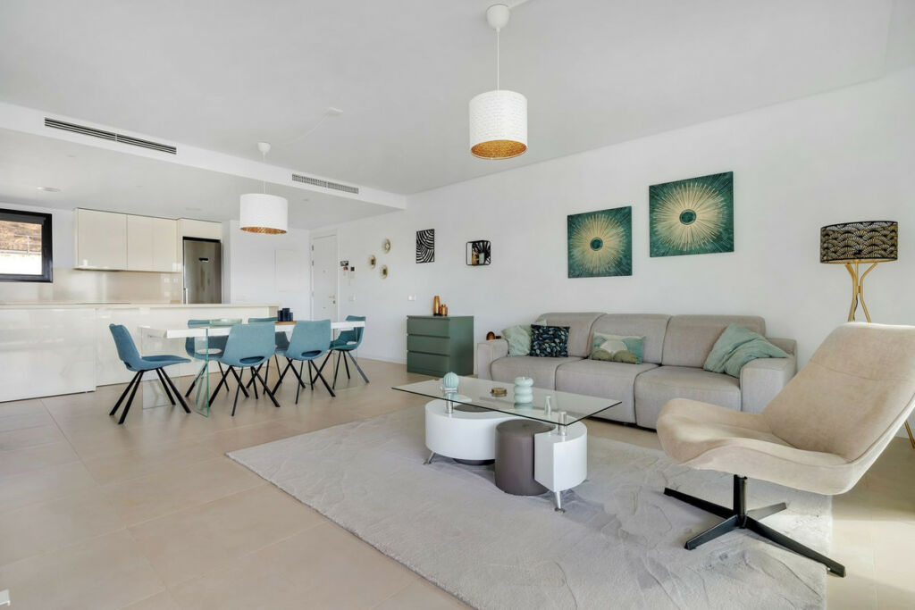 Middle Floor Apartment Fuengirola Málaga - image 17