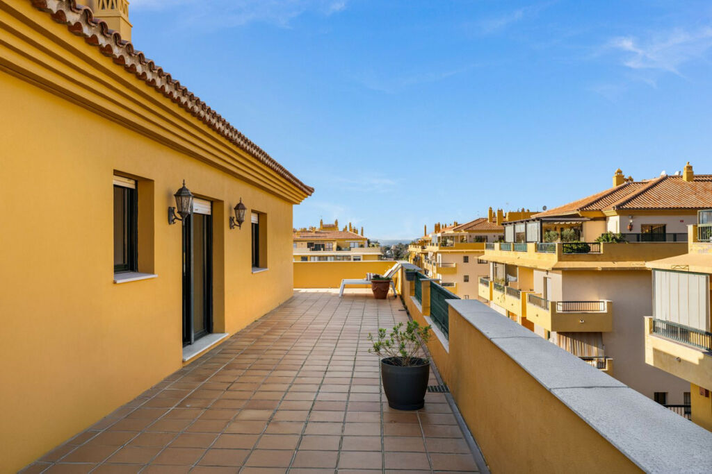 Penthouse San Pedro de Alcántara Málaga - image 17