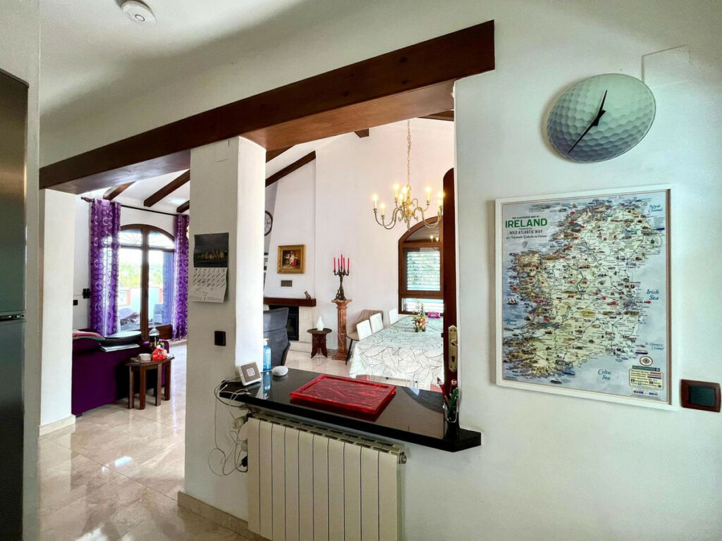 Detached Villa Villamartin Alicante - image 18