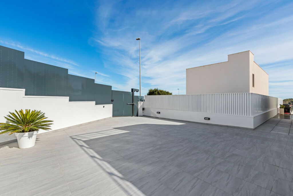 Detached Villa San Miguel de Salinas Alicante - image 6