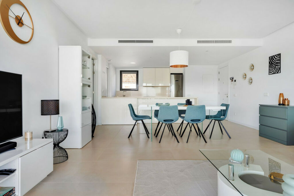 Middle Floor Apartment Fuengirola Málaga - image 18
