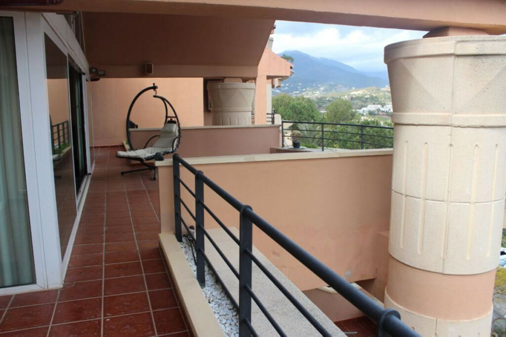 Penthouse Nueva Andalucía Málaga - image 18