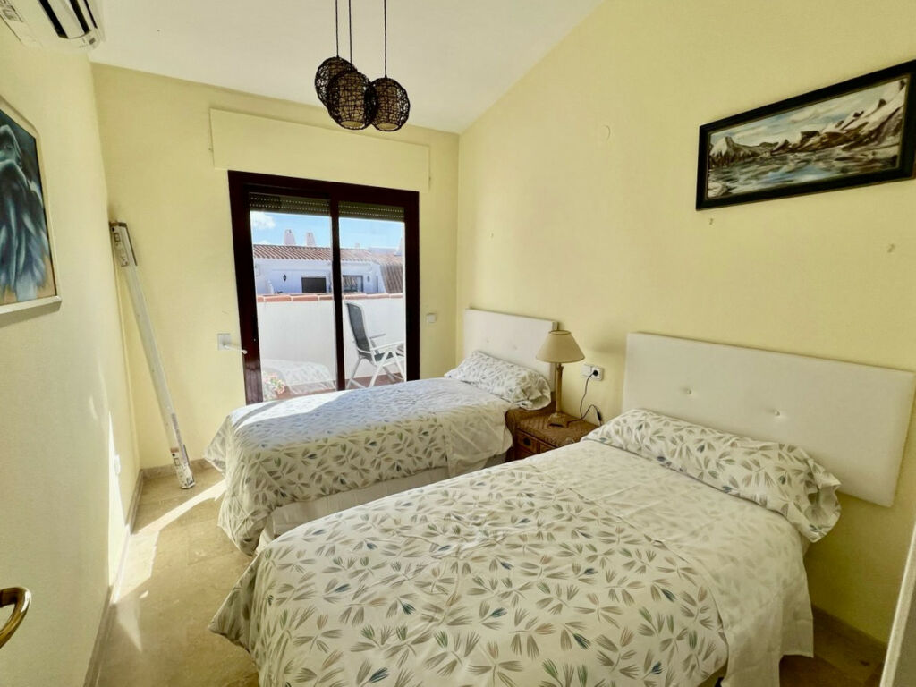 Penthouse The Golden Mile Málaga - image 18