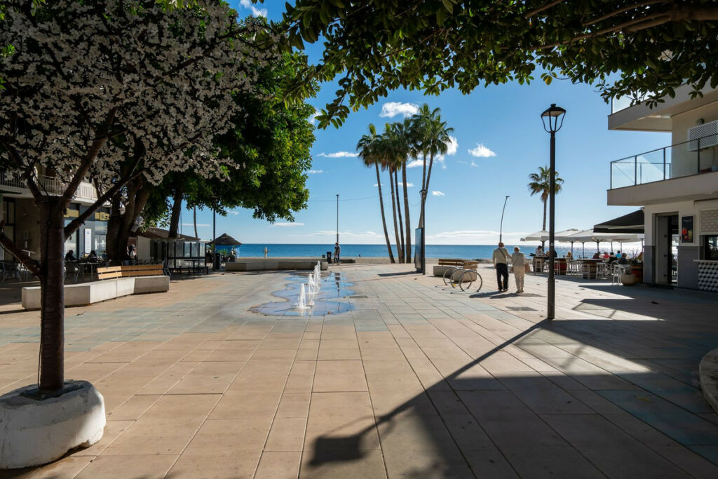 Townhouse Estepona Málaga - image 19