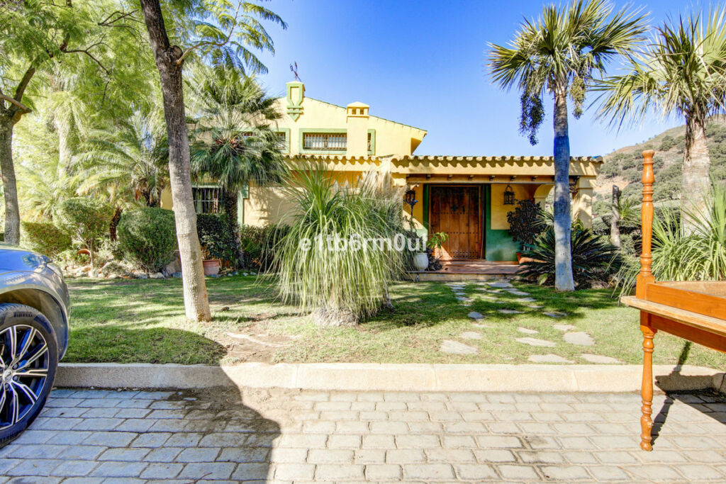 Finca - Cortijo Ojén Málaga - image 18
