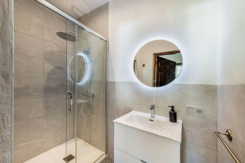 Detached Villa Valtocado Málaga - image 19