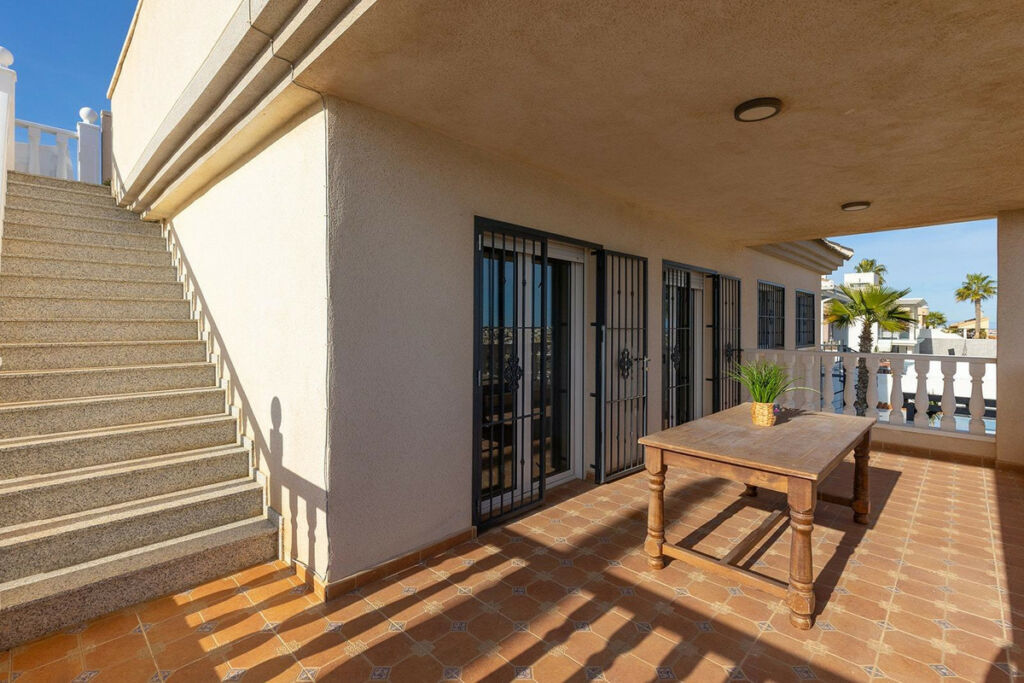 Detached Villa Rojales Alicante - image 20