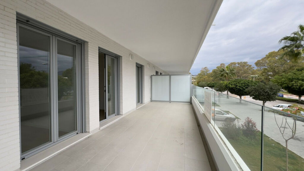 Middle Floor Apartment Nueva Andalucía Málaga - image 19