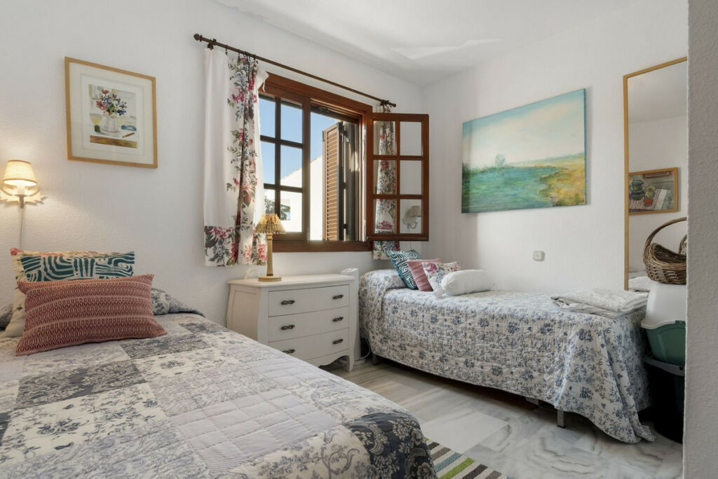 Townhouse Estepona Málaga - image 19
