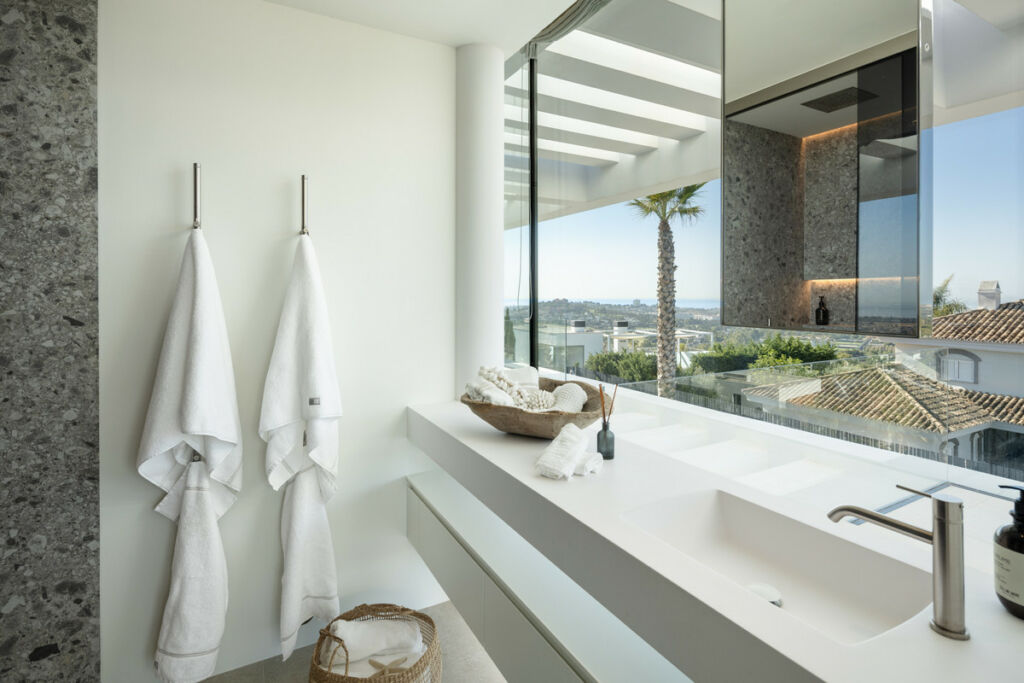 Detached Villa La Quinta Málaga - image 19