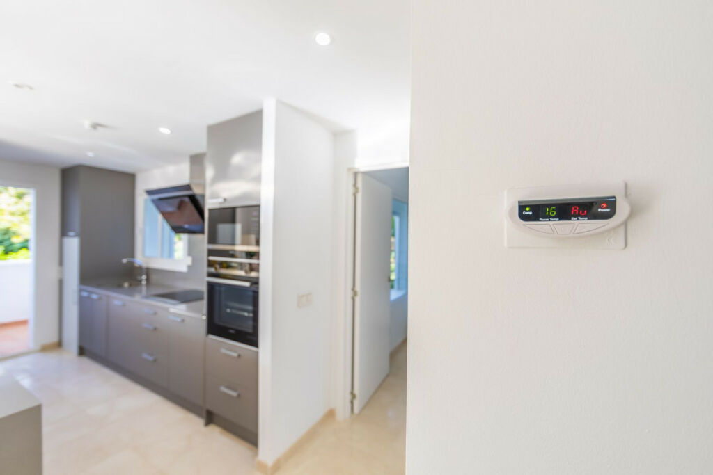 Ground Floor Apartment Casares Playa Málaga - image 22