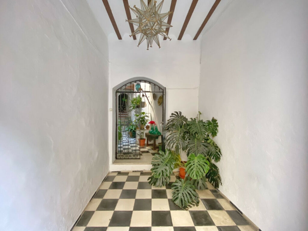 Top Floor Apartment Marbella Málaga - image 6