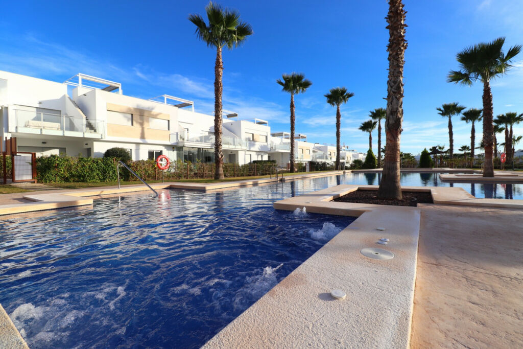 Ground Floor Apartment Los Montesinos Alicante - image 2