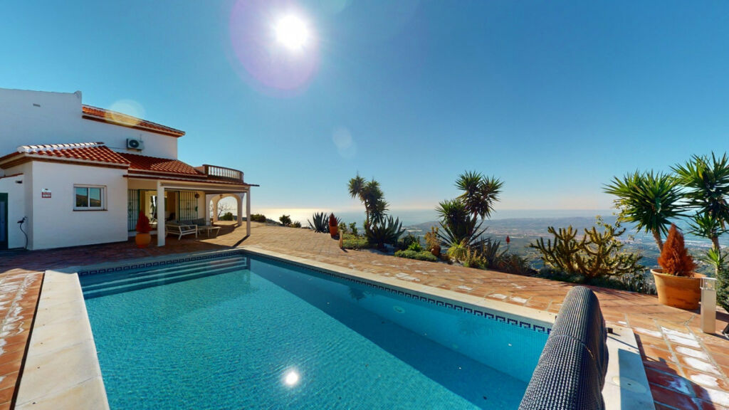 Detached Villa Arenas Málaga