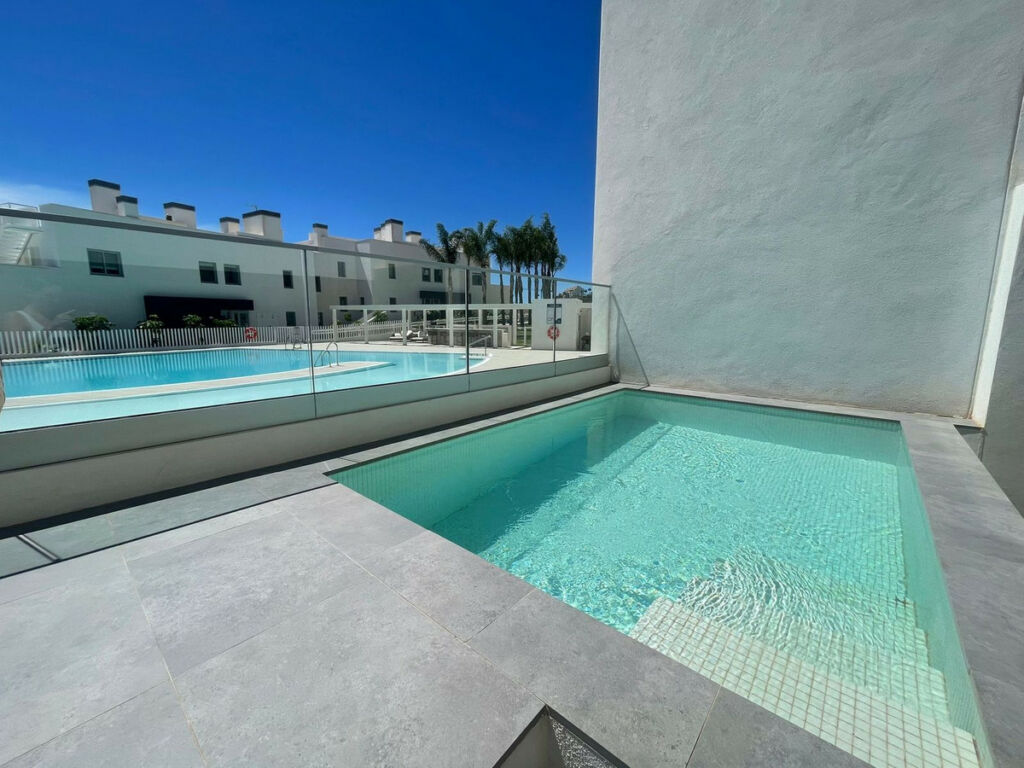 Ground Floor Apartment La Cala de Mijas Málaga - image 2