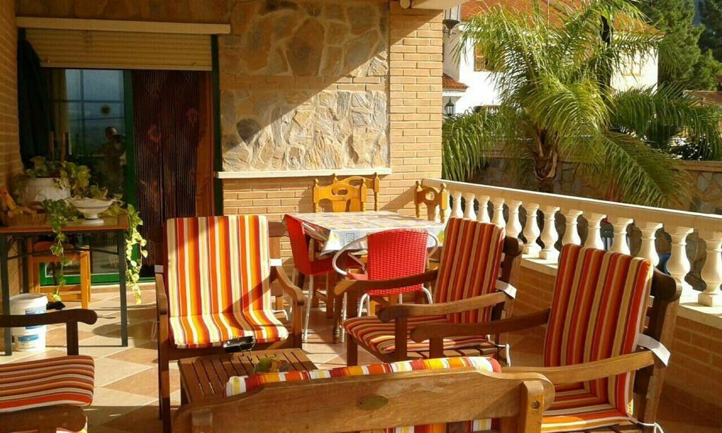 Bungalow Benidorm Alicante - image 2
