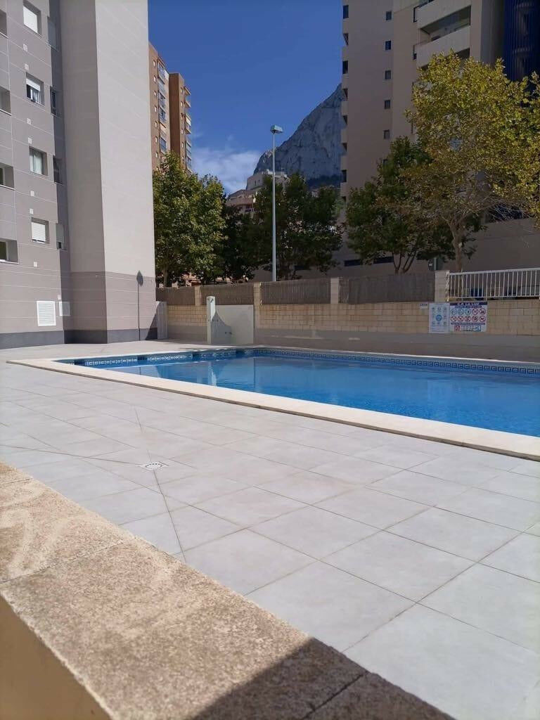 Middle Floor Apartment Calpe Alicante - image 2
