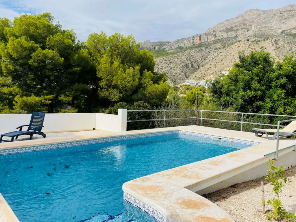 Detached Villa Altea Alicante - image 2