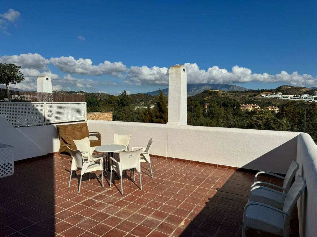 Townhouse La Cala de Mijas Málaga - image 2