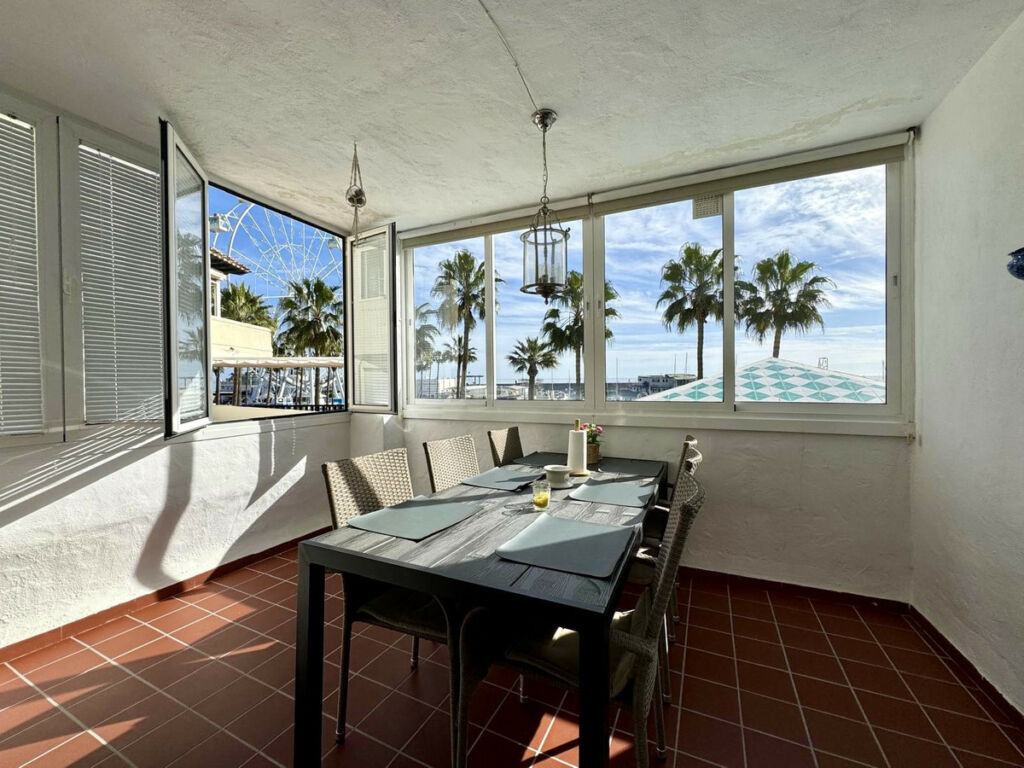 Middle Floor Apartment Benalmadena Costa Málaga - image 4