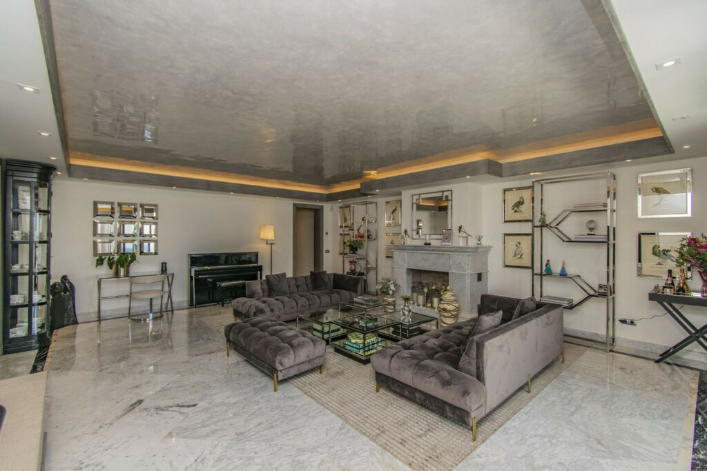 Middle Floor Apartment Sierra Blanca Málaga - image 20