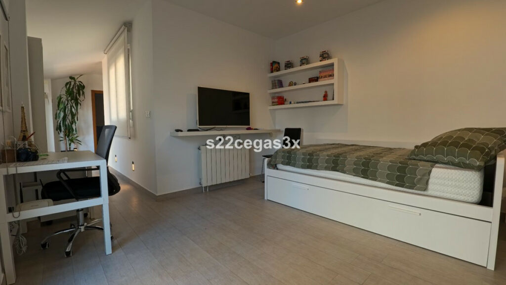 Penthouse Elda Alicante - image 20