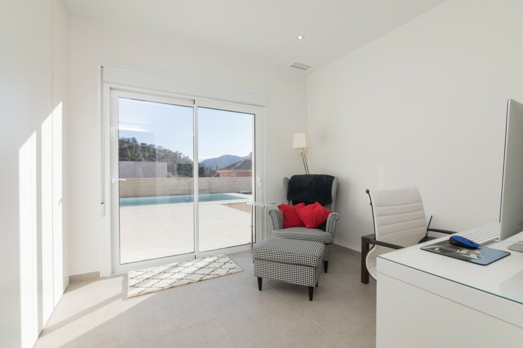 Detached Villa Aspe Alicante - image 20