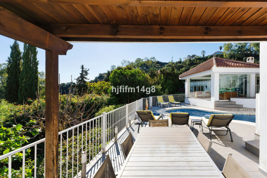 Detached Villa Benahavís Málaga - image 20